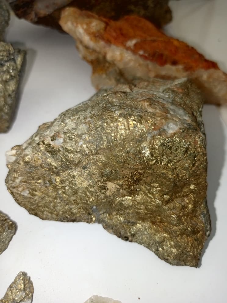 Mineral ore sample